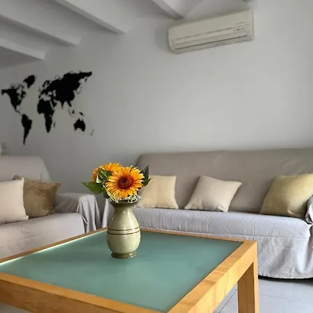 Daire Apartament A La Vora Del Mar