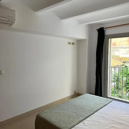 Daire Apartament A La Vora Del Mar Roses